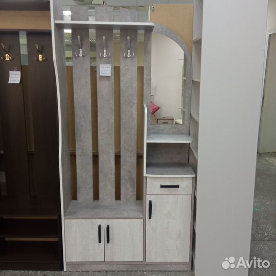 Прихожая