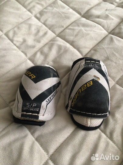 Детские хоккейные шорты, налокотники, наколенники