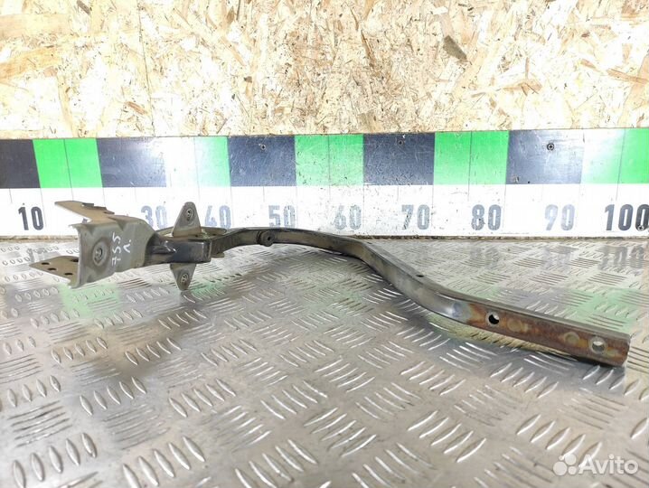 Петля крышки багажника левая Vaz Granta