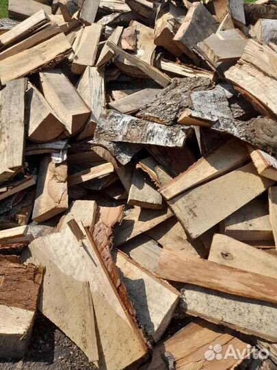 Дрова колотые сухие мешками и кубами