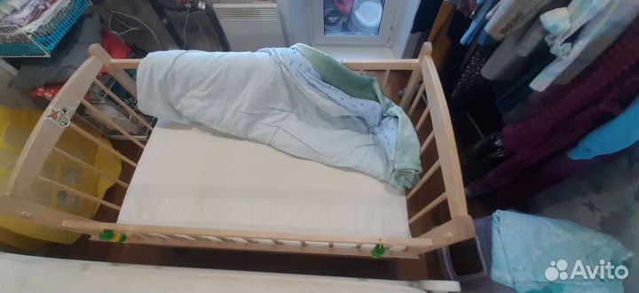 Детская кроватка