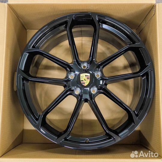 Новые диски R20 на Porsche Cayenne Coupe