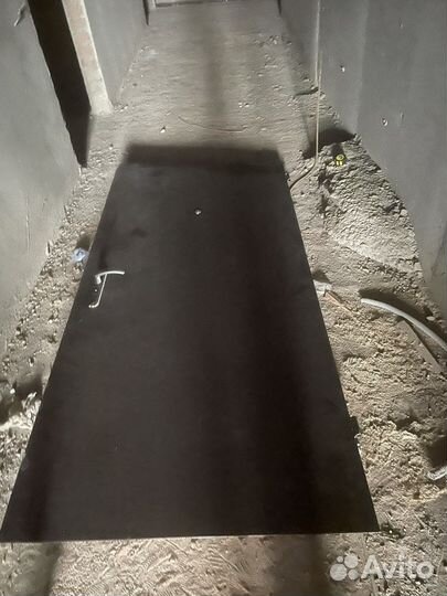 Дверь входная металлическая