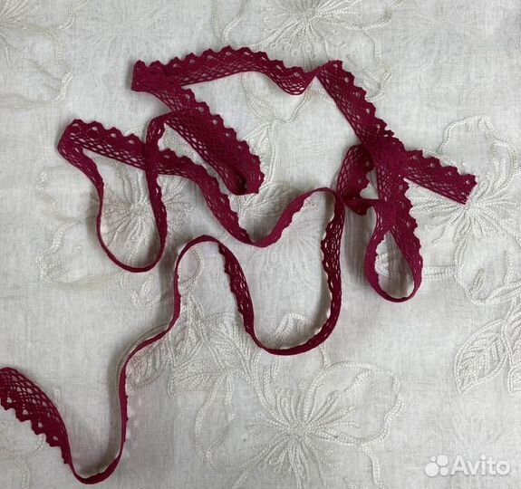 Ажурная отделочная тесьма