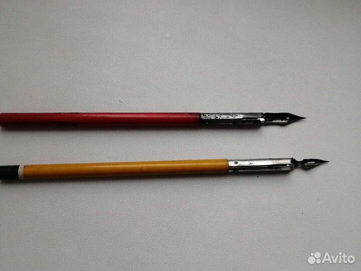 Перья плакатные и ручки для чернил