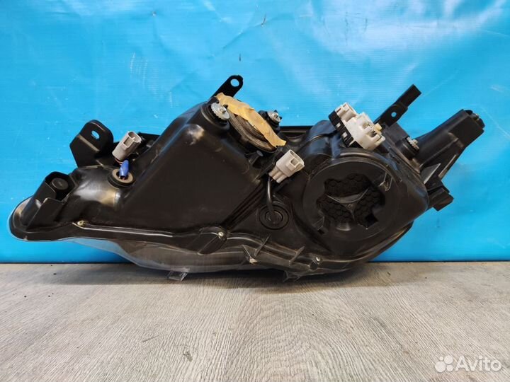 Фара правая Toyota Camry 7 хв50 11-17