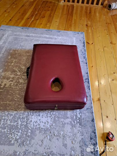 Массажный стол