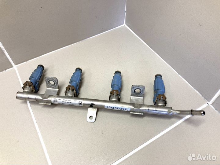 Топливная рампа с форсунками Chery Tiggo 4 FL 1,5