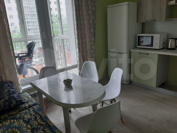 2-к. квартира, 50 м², 4/18 эт.