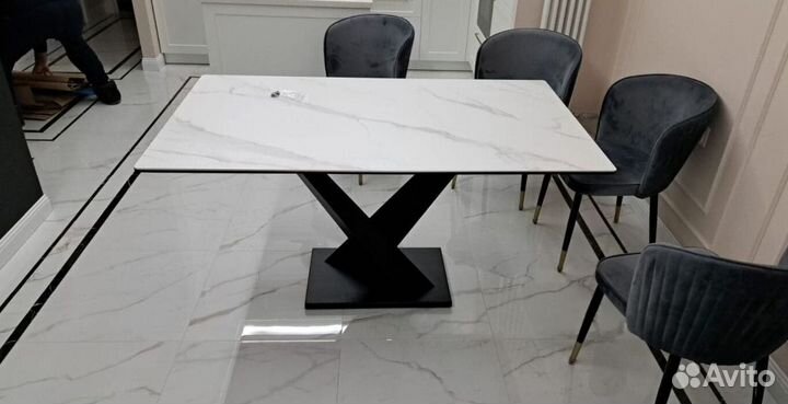 Стол повашимразмерам SVR-40108