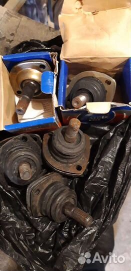 Пальцы шарнирные ваз