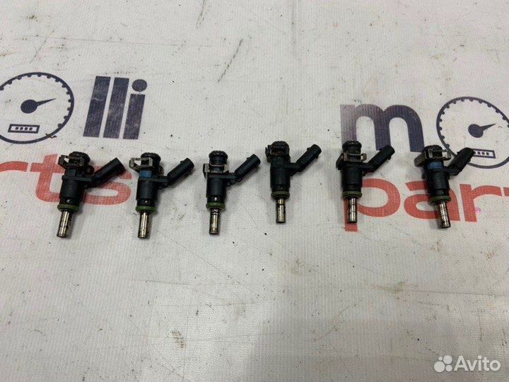 Форсунка топливная Audi A7 sportback 3.0 tfsi 2012