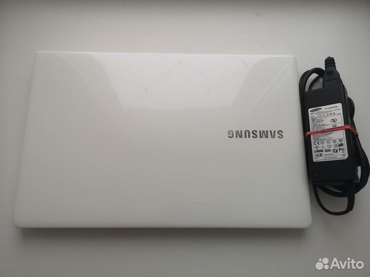 Ноутбук samsung np370r5e