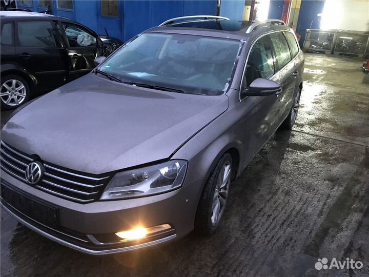 Разбор на запчасти Volkswagen Passat 7 2010-2015