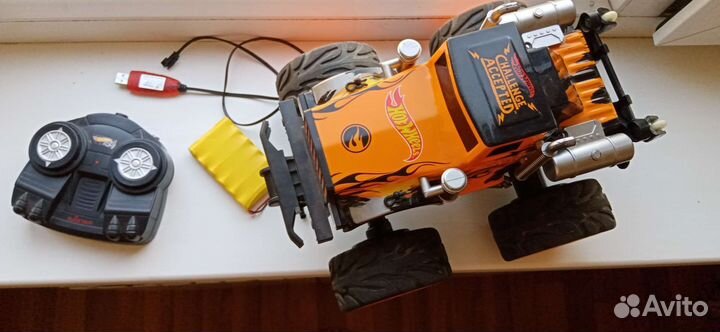 Машинка на радиоуправлении