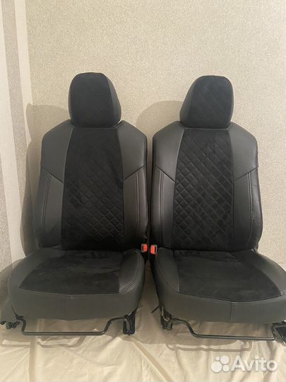 Сидения Toyota Camry 70