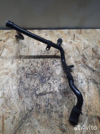 Трубка охлаждающей жидкости металлическая Seat