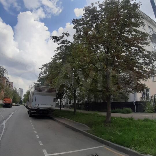 Здание, 4232.3 м²