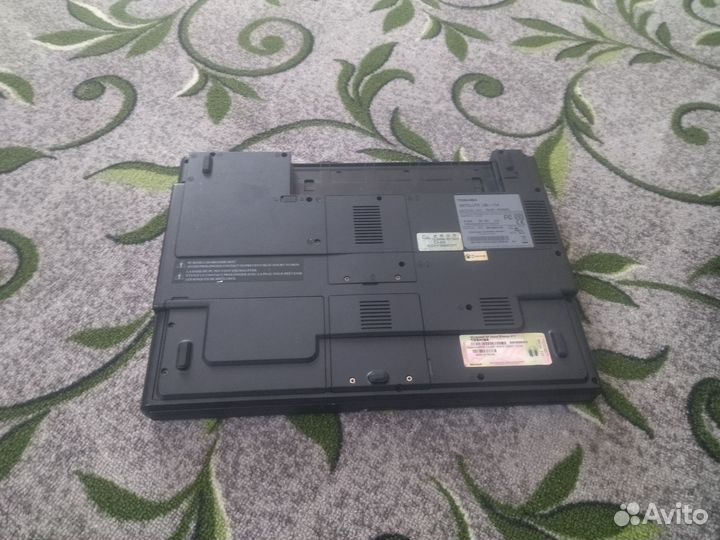 Ноутбук asus