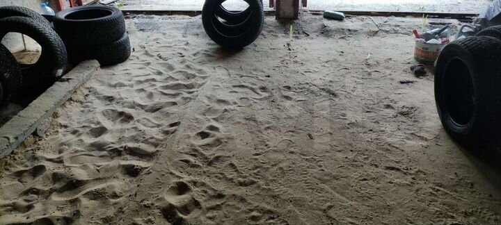 Гараж, > 30 м²