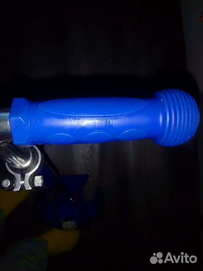 Самокат и скейт