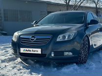 Opel Insignia 2.0 AT, 2011, 200 000 км, с пробегом, цена 870 000 руб.