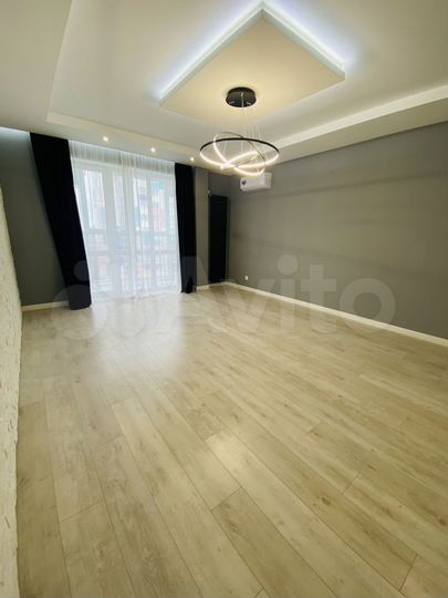 2-к. квартира, 73 м², 12/16 эт.