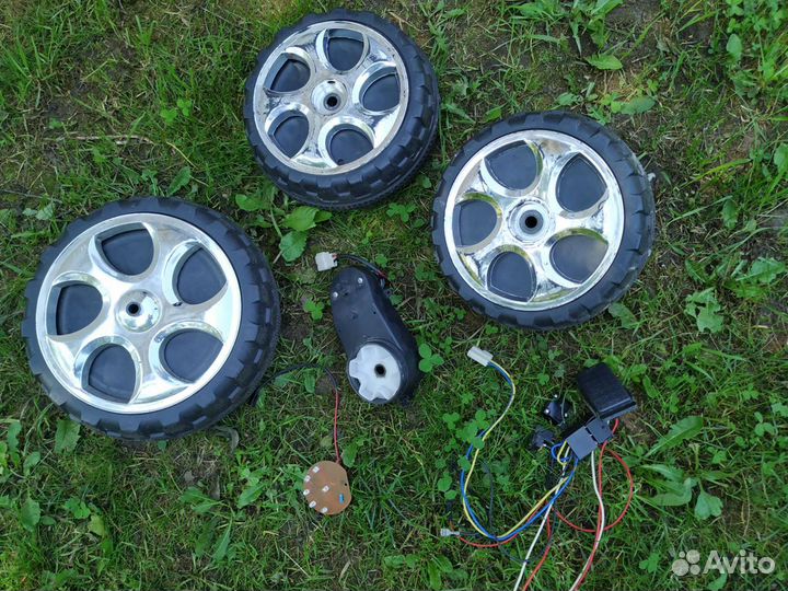 Запчасти для детского электромобиля