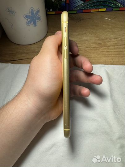 iPhone Xr, 64 ГБ