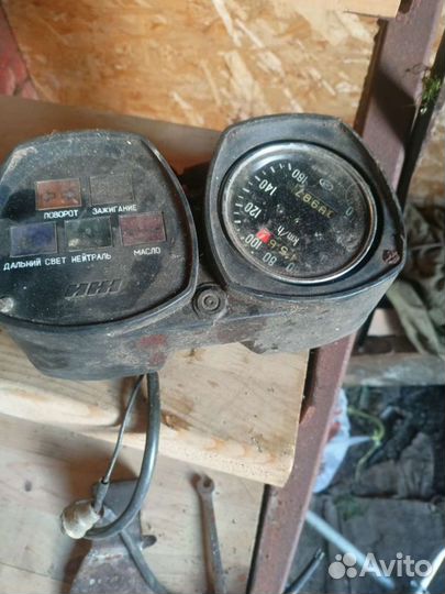 Щиток приборов для мотоциклов