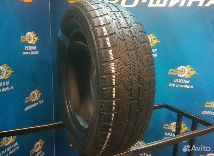 Toyo Observe Garit GIZ 205/60 R16