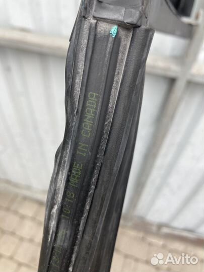 Уплотнитель стекла задний правый opel mokka