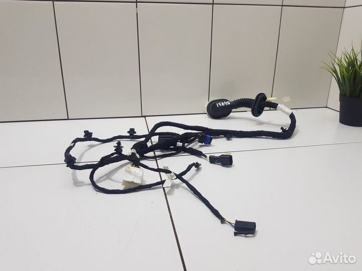 Электропроводка двери передней правой