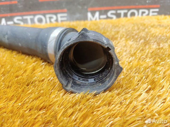 Патрубок радиатора нижний Volkswagen Touareg 7L