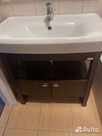 Умывальник Cersanit с тумбой для ванной