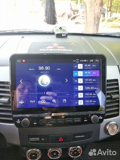 Магнитола на Mitsubishi Outlander 2