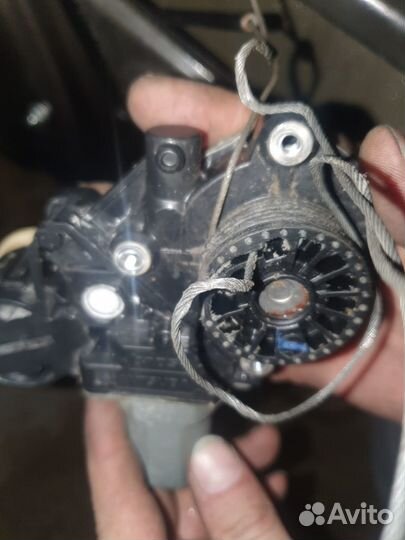 Ремонт стеклоподъемников Toyota