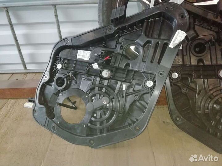 Стеклоподьемник ceed JD