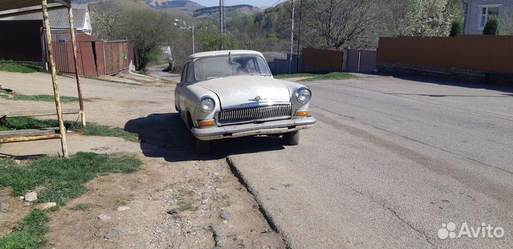 Автомобиль волга газ21