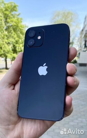 iPhone 12, 64 ГБ