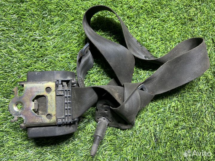 Ремень безопасности Renault logan