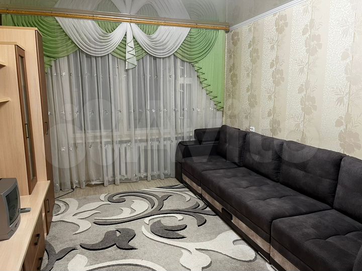 3-к. квартира, 57 м², 1/6 эт.