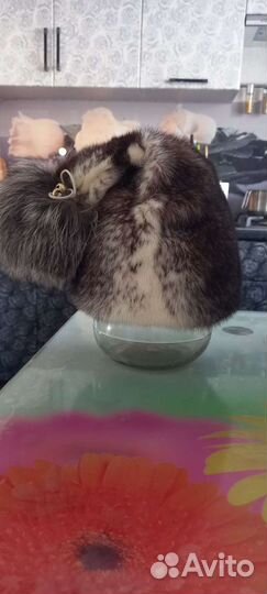 Шапка норковая новая, цельная