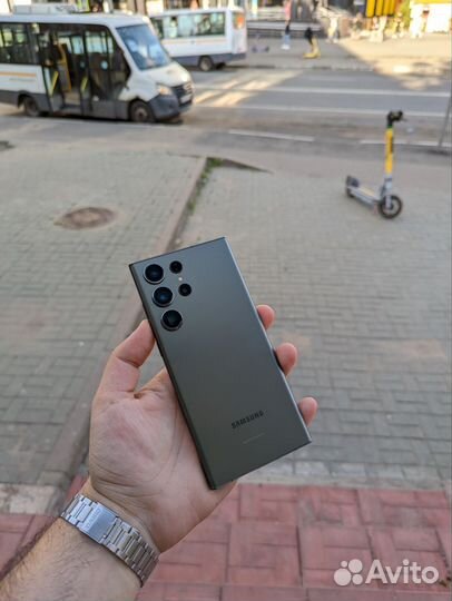 Samsung Galaxy S23 Ultra, 8/256 ГБ