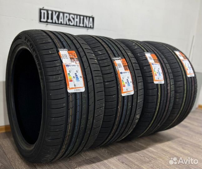 Tracmax X-Privilo RS01+ 285/40 R21 109Y