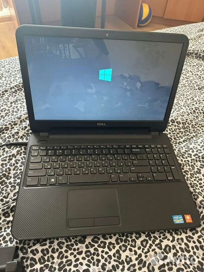Dell Inspiron 3521