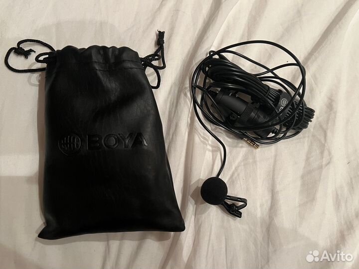 Петличный микрофон boya