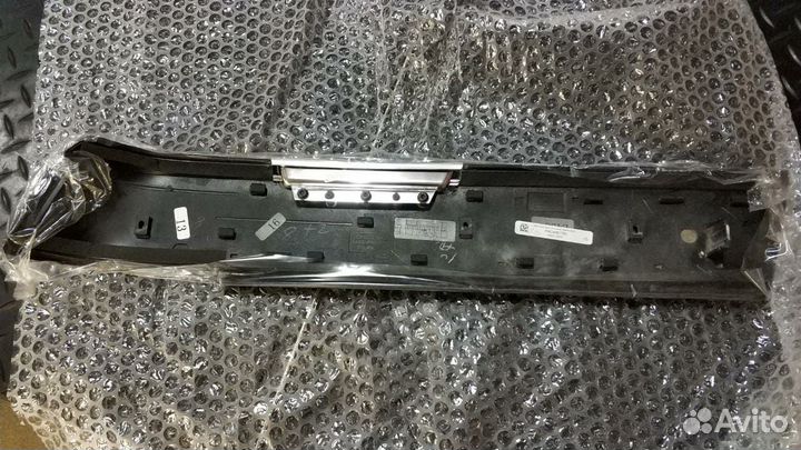 Накладка обшивки двери Range Rover