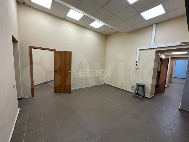 Сдам офисное помещение, 165.4 м²