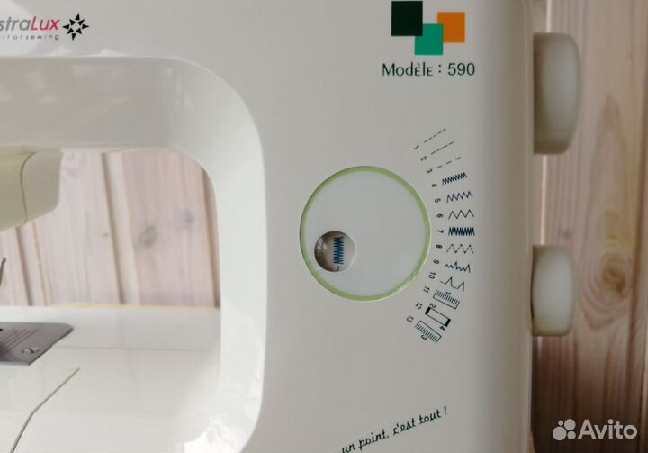 Машинка швейная AstraLux 590